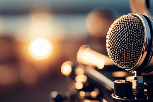 The Evolution of Search: Voice vs Text Queries